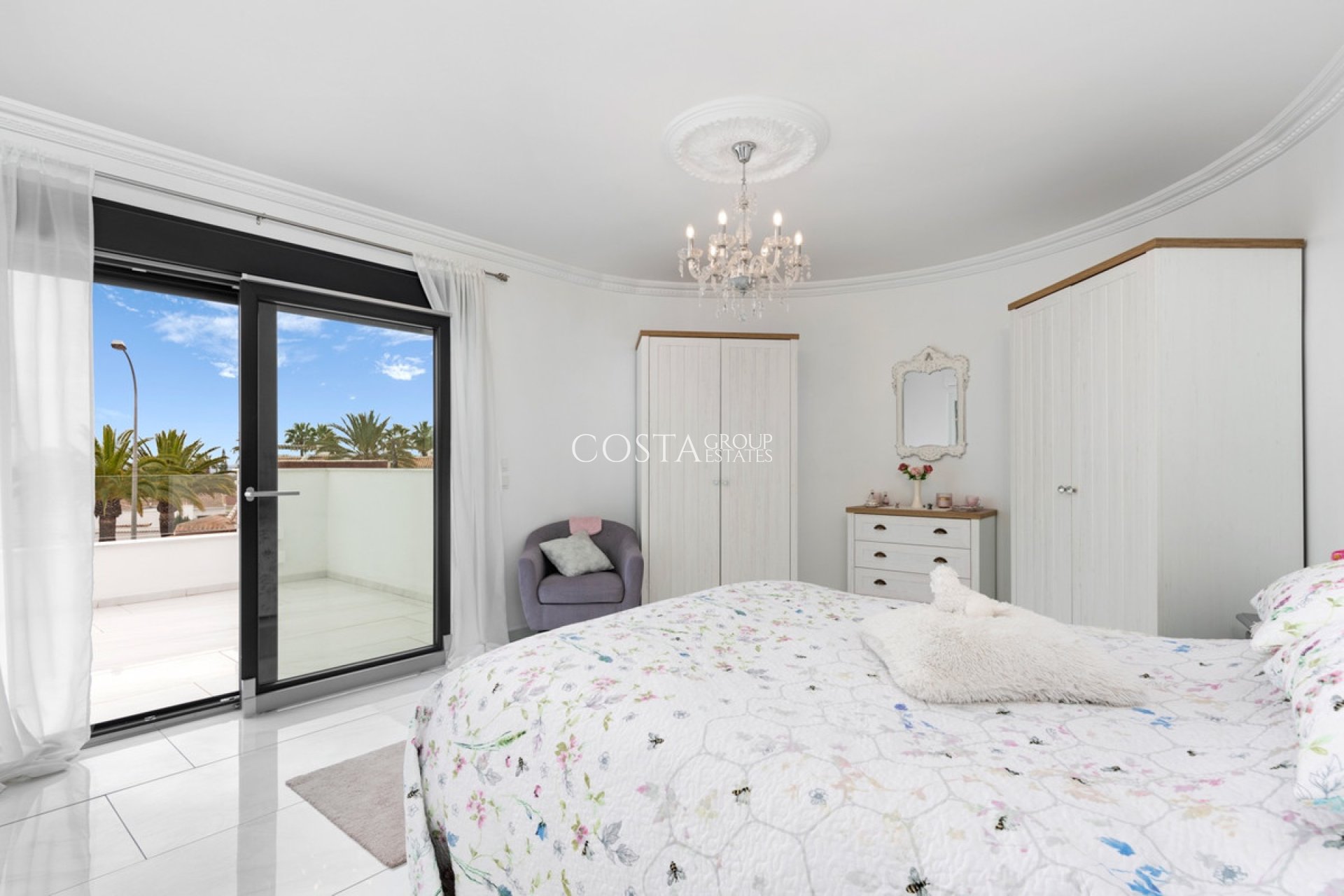 Resale - Villa -
Rojales - Ciudad Quesada