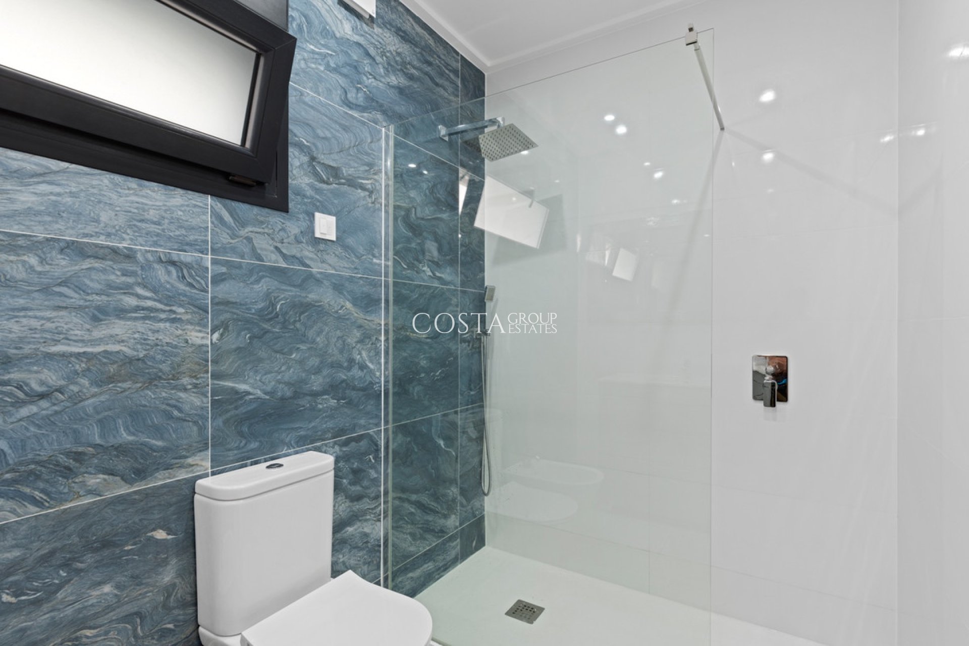 Resale - Villa -
Rojales - Ciudad Quesada