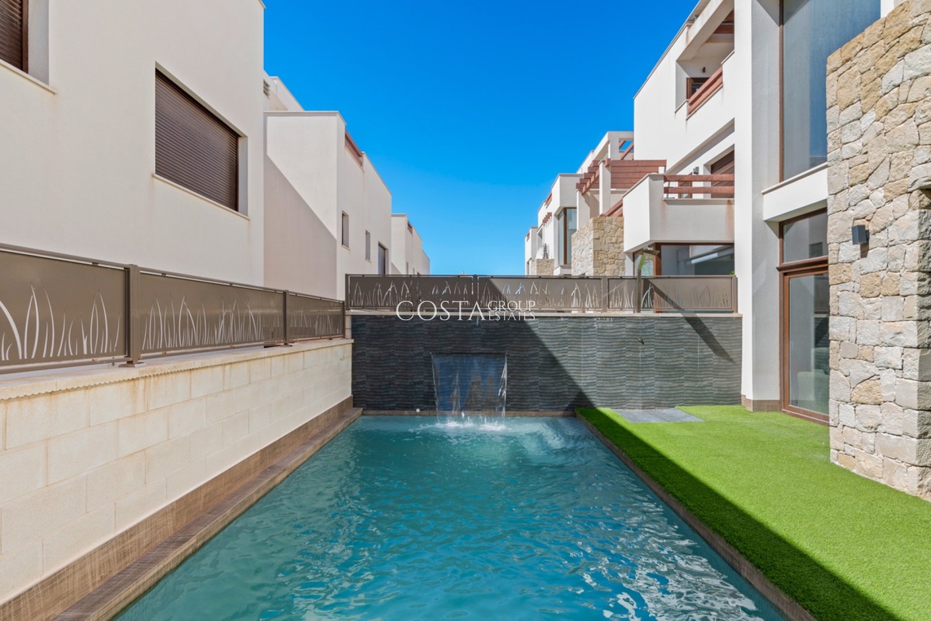 Resale - Villa -
Rojales - Ciudad Quesada