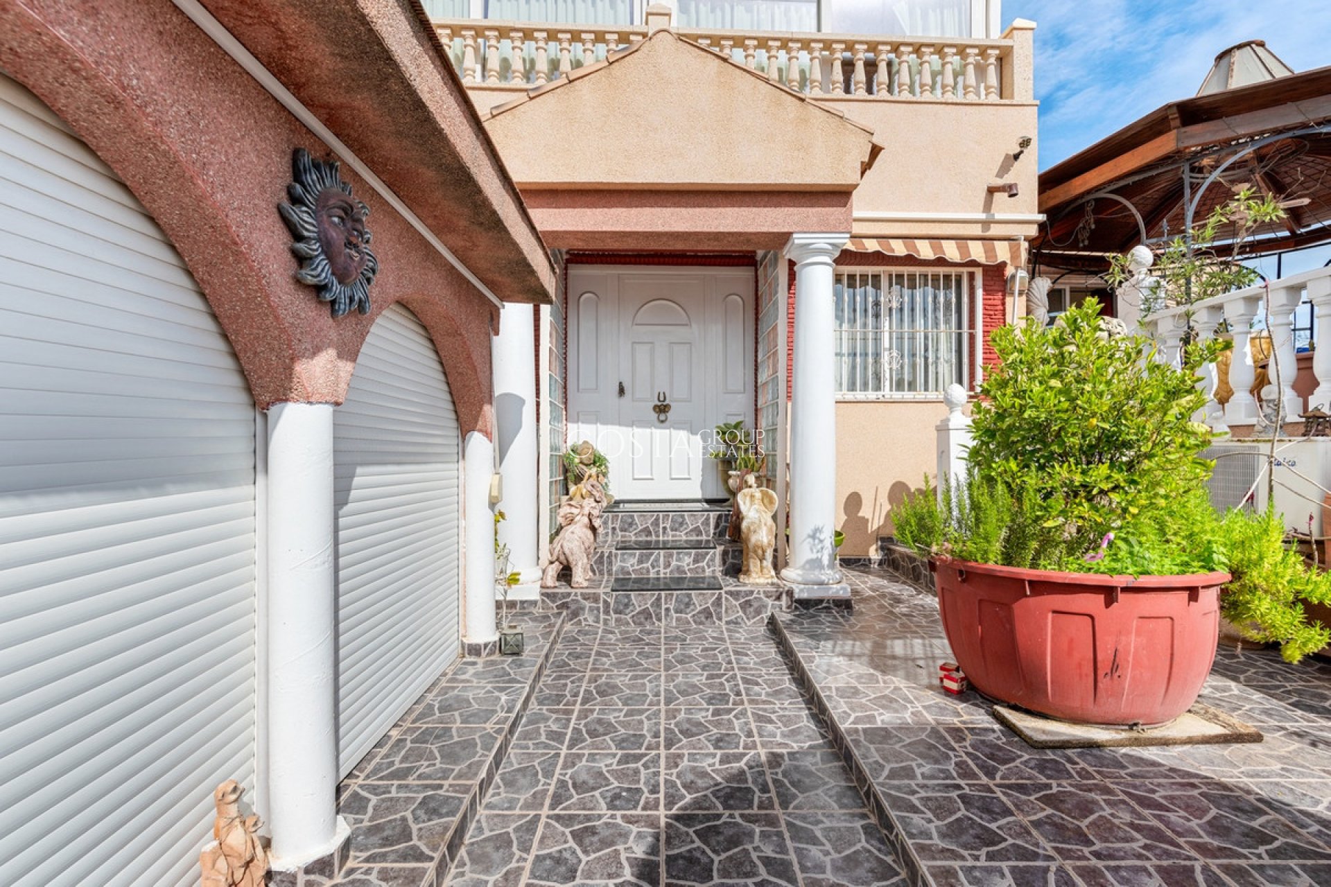 Resale - Villa -
Rojales - Ciudad Quesada