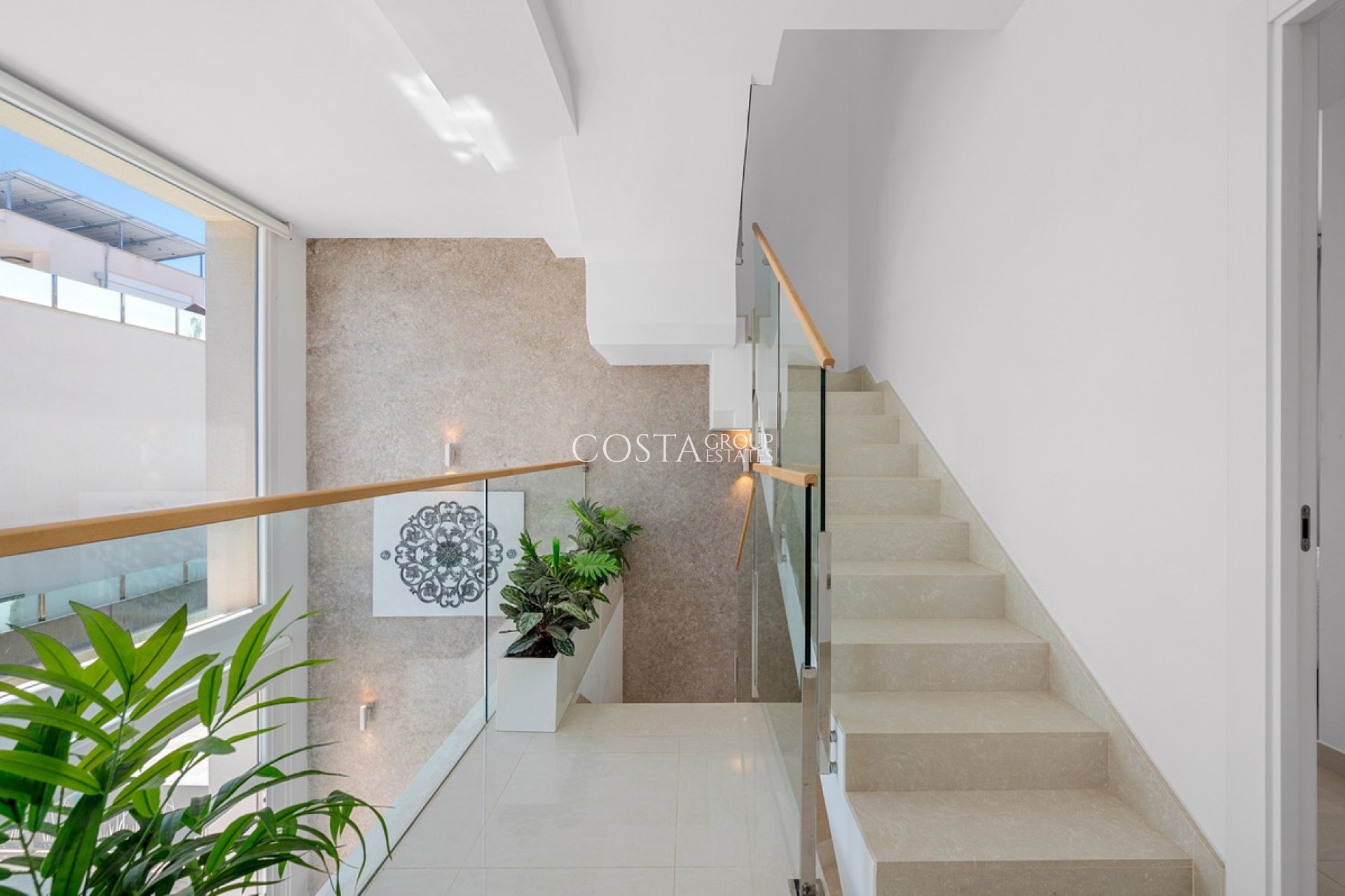 Resale - Villa -
Rojales - Ciudad Quesada