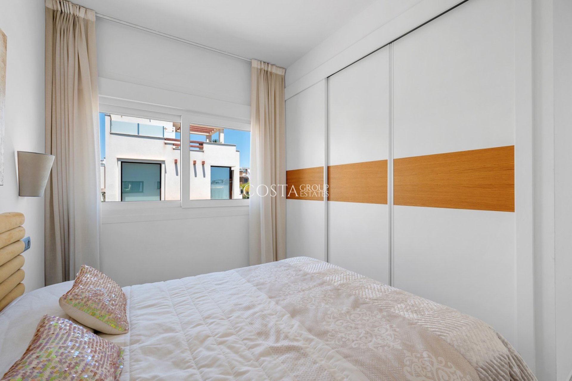 Resale - Villa -
Rojales - Ciudad Quesada