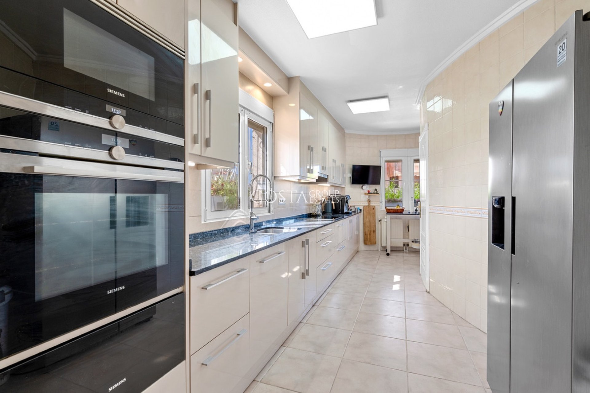 Resale - Villa -
Rojales - Ciudad Quesada