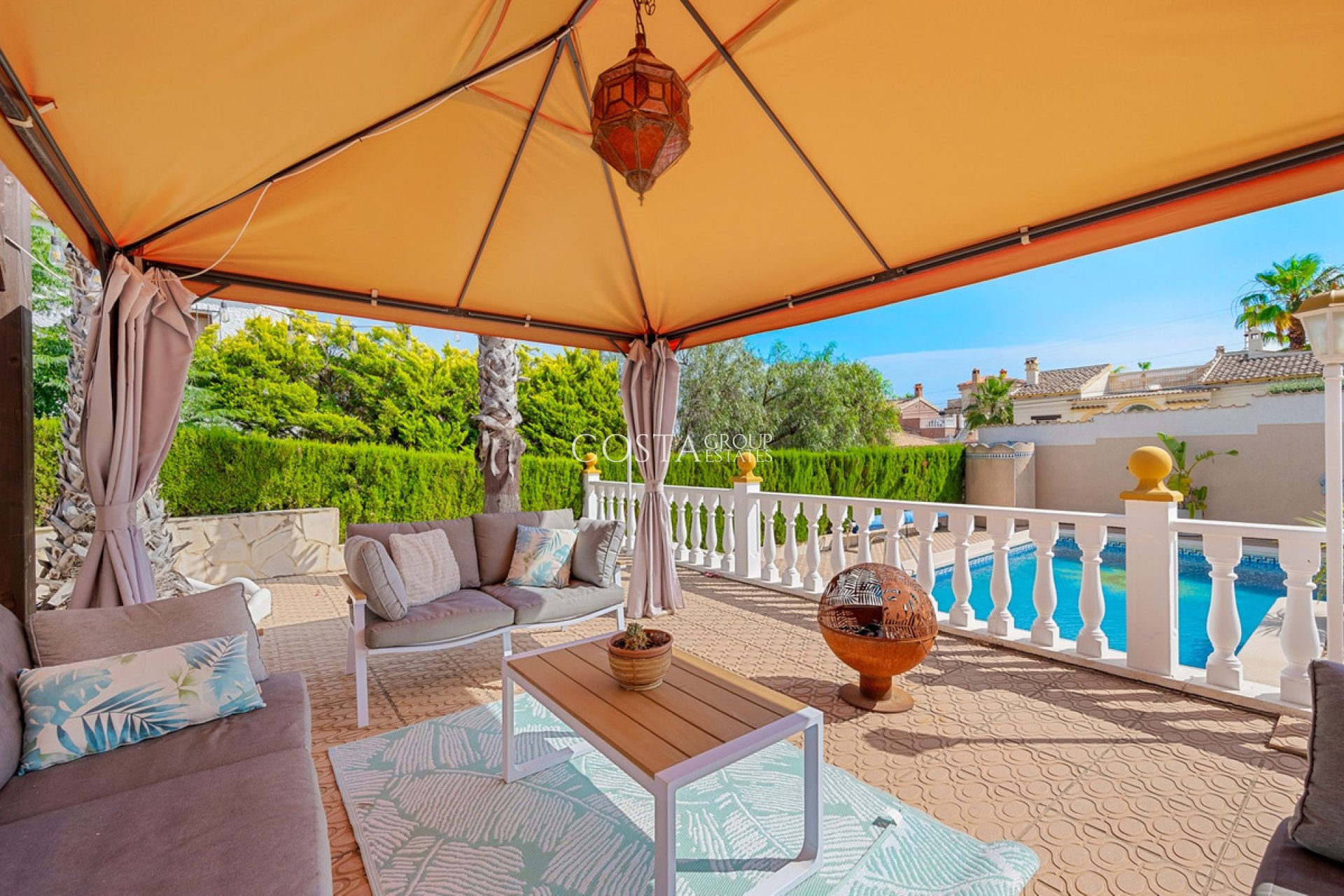 Resale - Villa -
Rojales - Ciudad Quesada