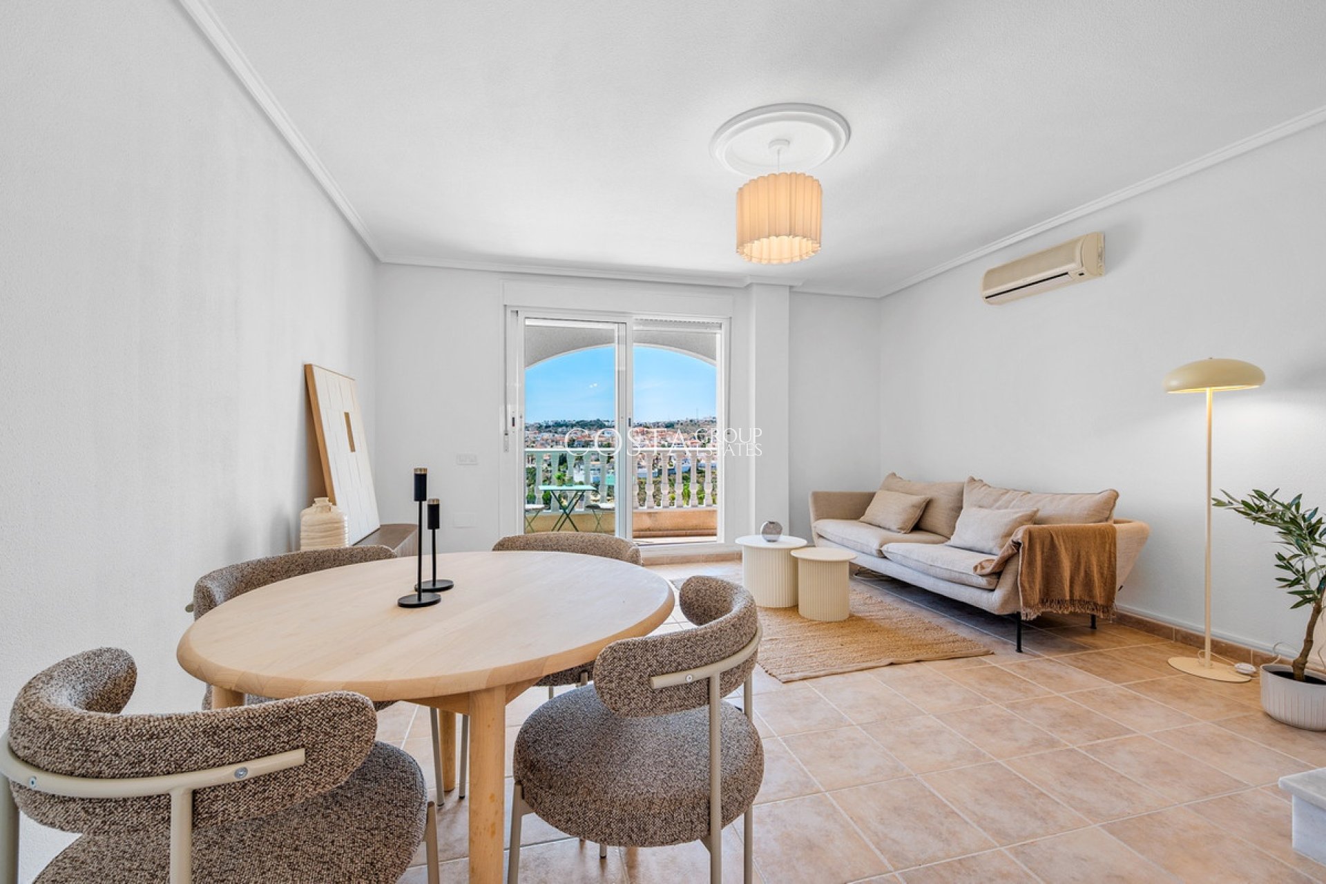 Resale - Villa -
Rojales - Ciudad Quesada