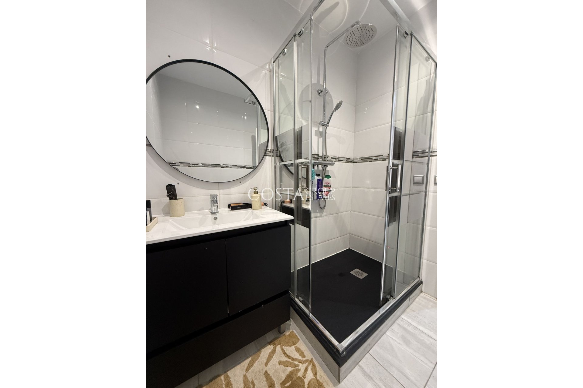 Resale - Villa -
Rojales - Ciudad Quesada