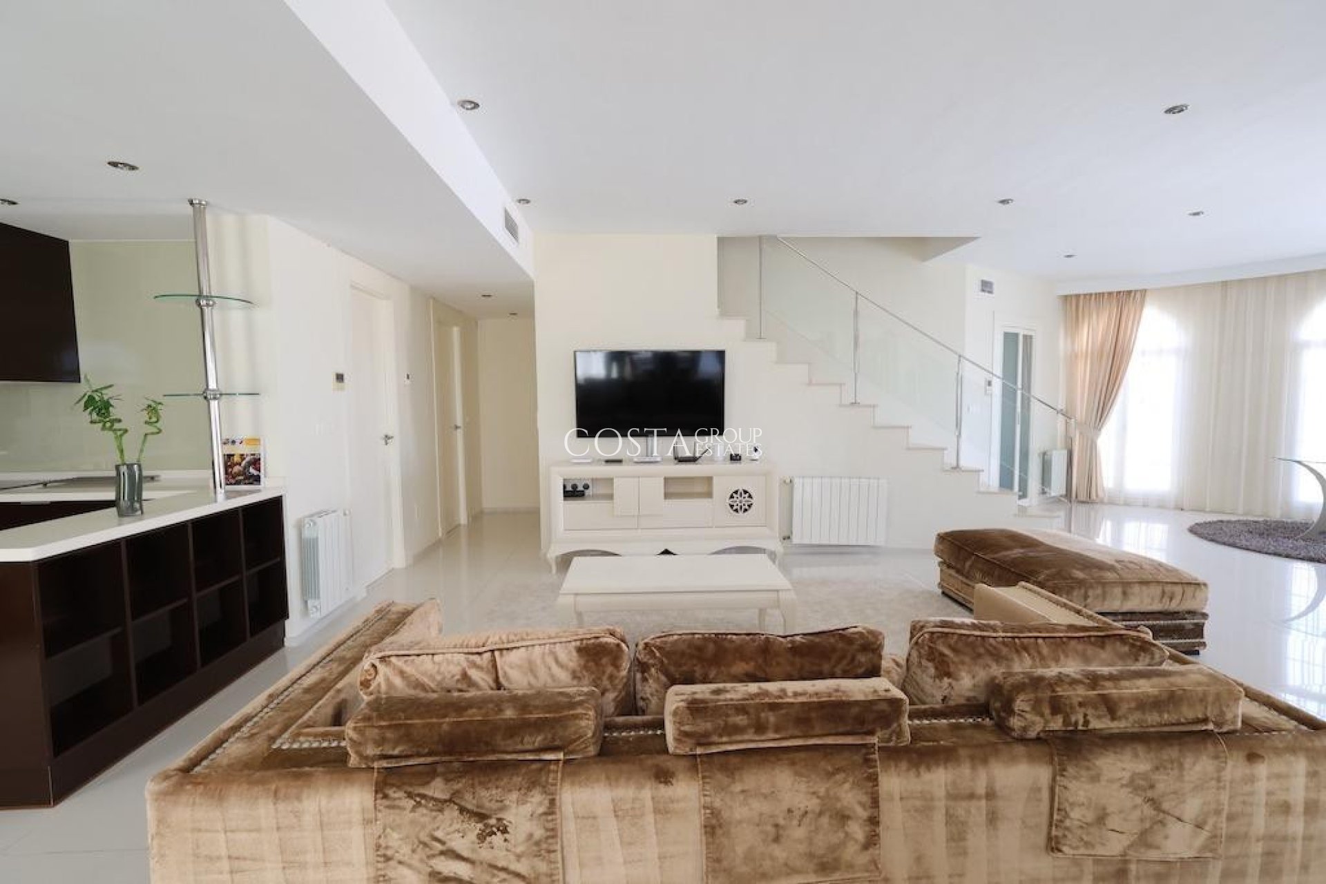 Resale - Villa -
Rojales - Ciudad Quesada