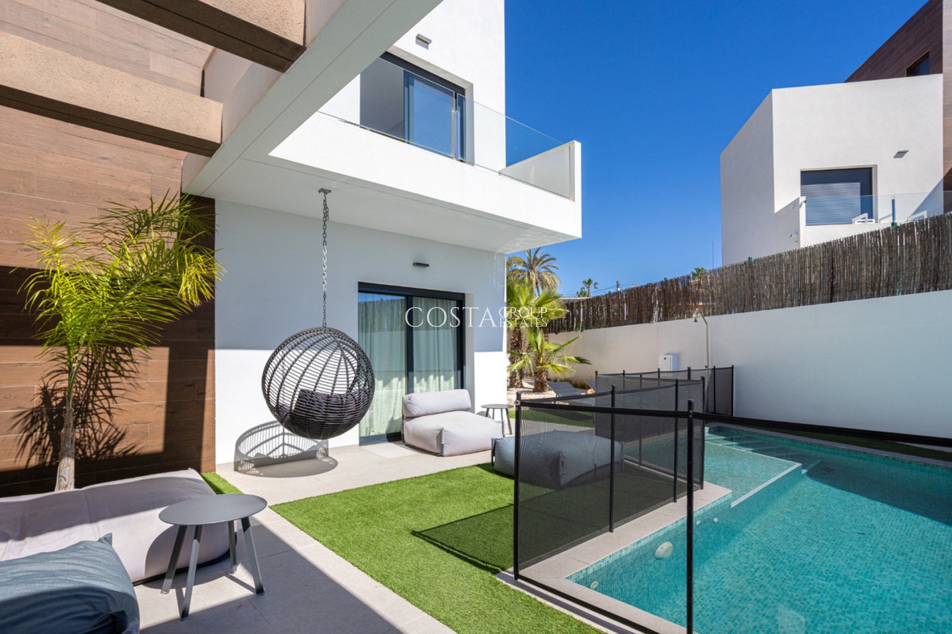 Resale - Villa -
Rojales - Ciudad Quesada