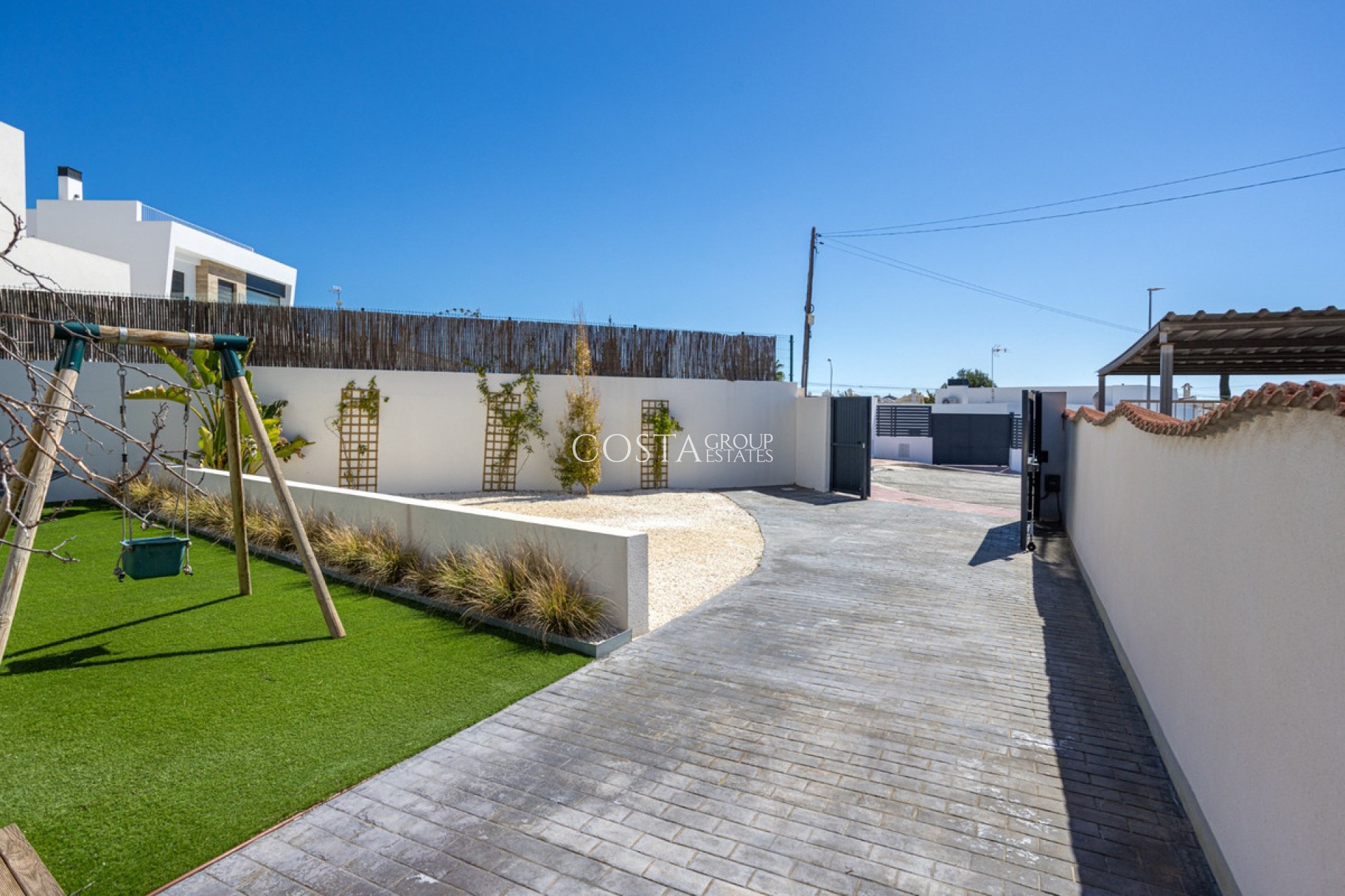 Resale - Villa -
Rojales - Ciudad Quesada