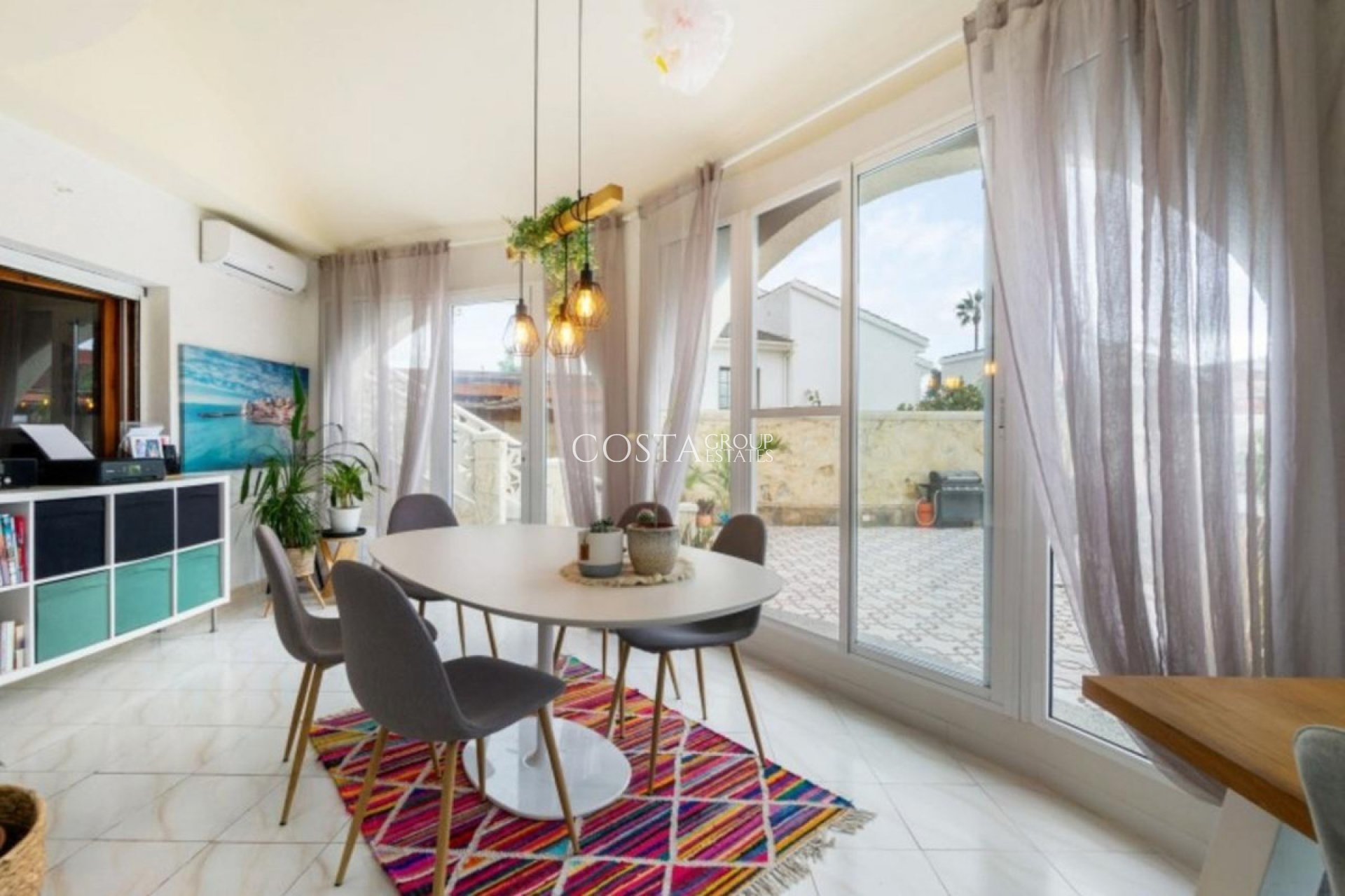 Resale - Villa -
Rojales - Ciudad Quesada