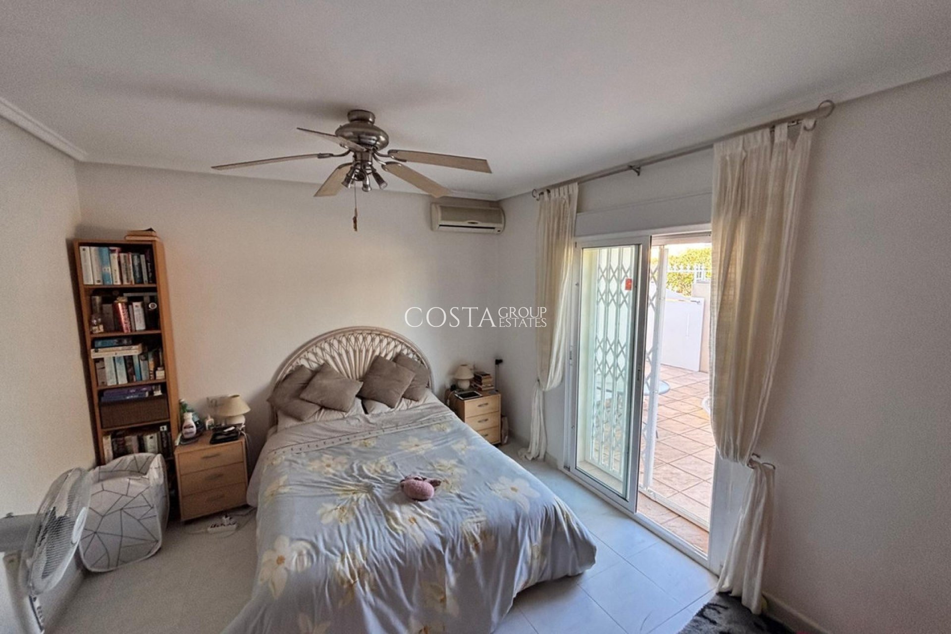 Resale - Villa -
Rojales - Ciudad Quesada