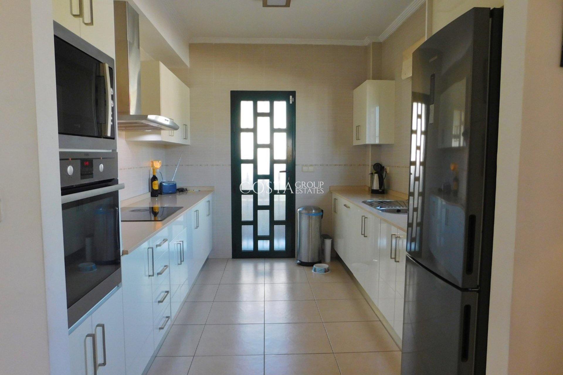 Resale - Villa -
Rojales - Ciudad Quesada