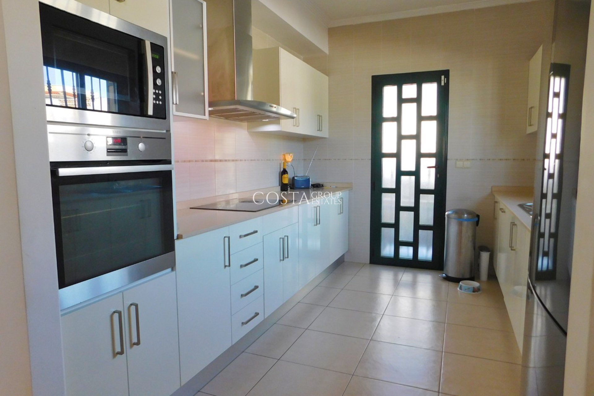 Resale - Villa -
Rojales - Ciudad Quesada