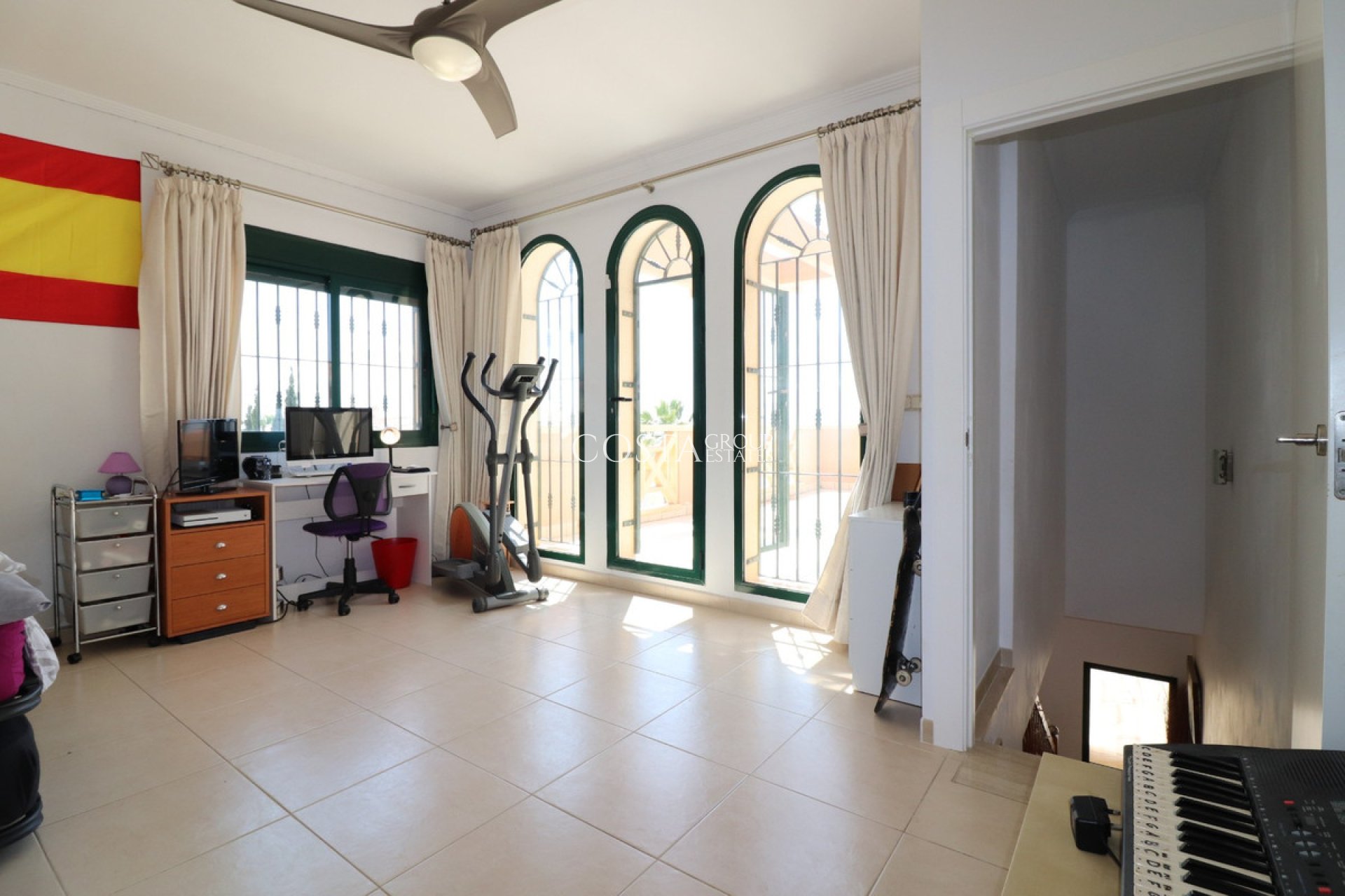 Resale - Villa -
Rojales - Ciudad Quesada