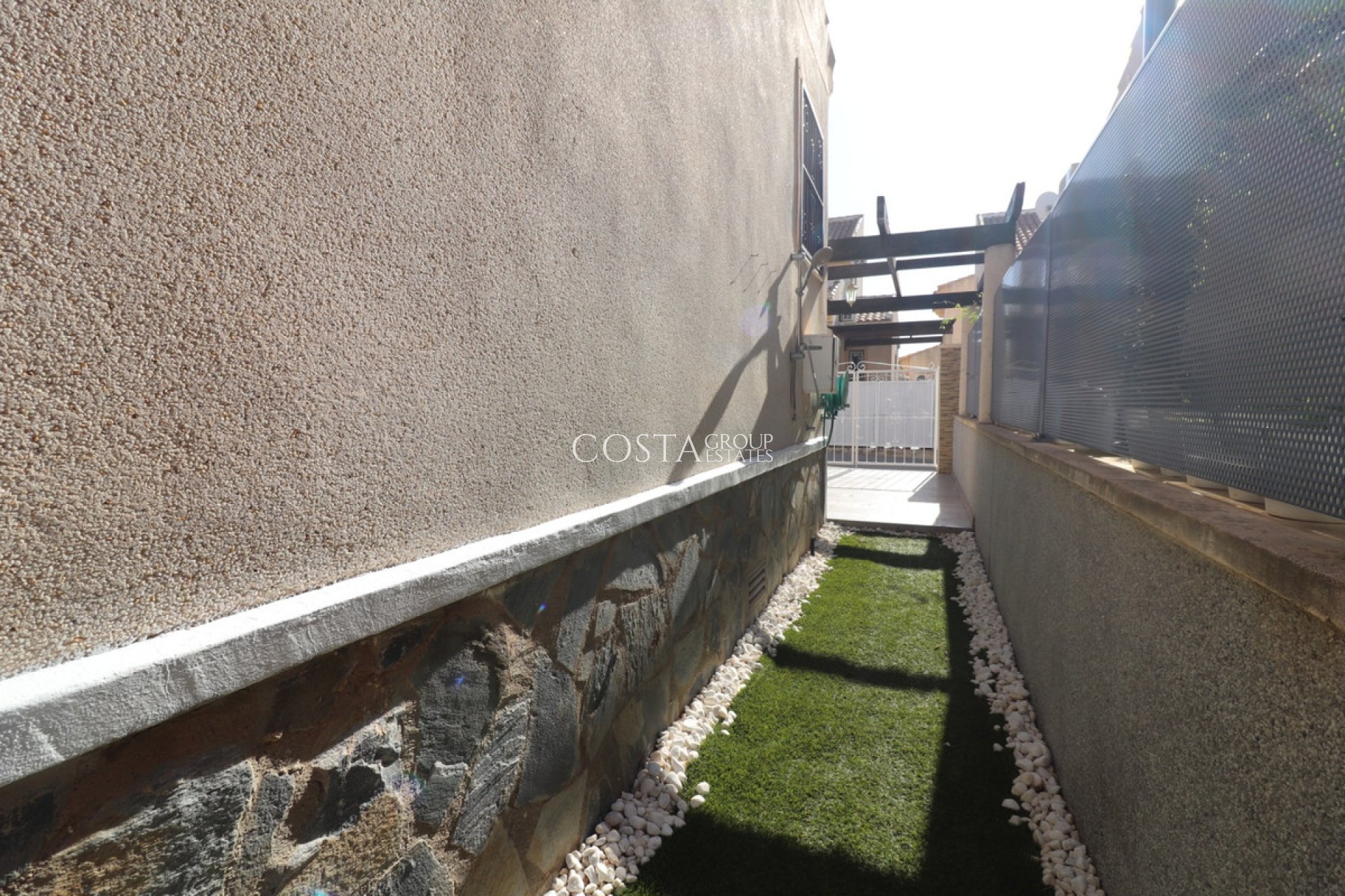 Resale - Villa -
Rojales - Ciudad Quesada