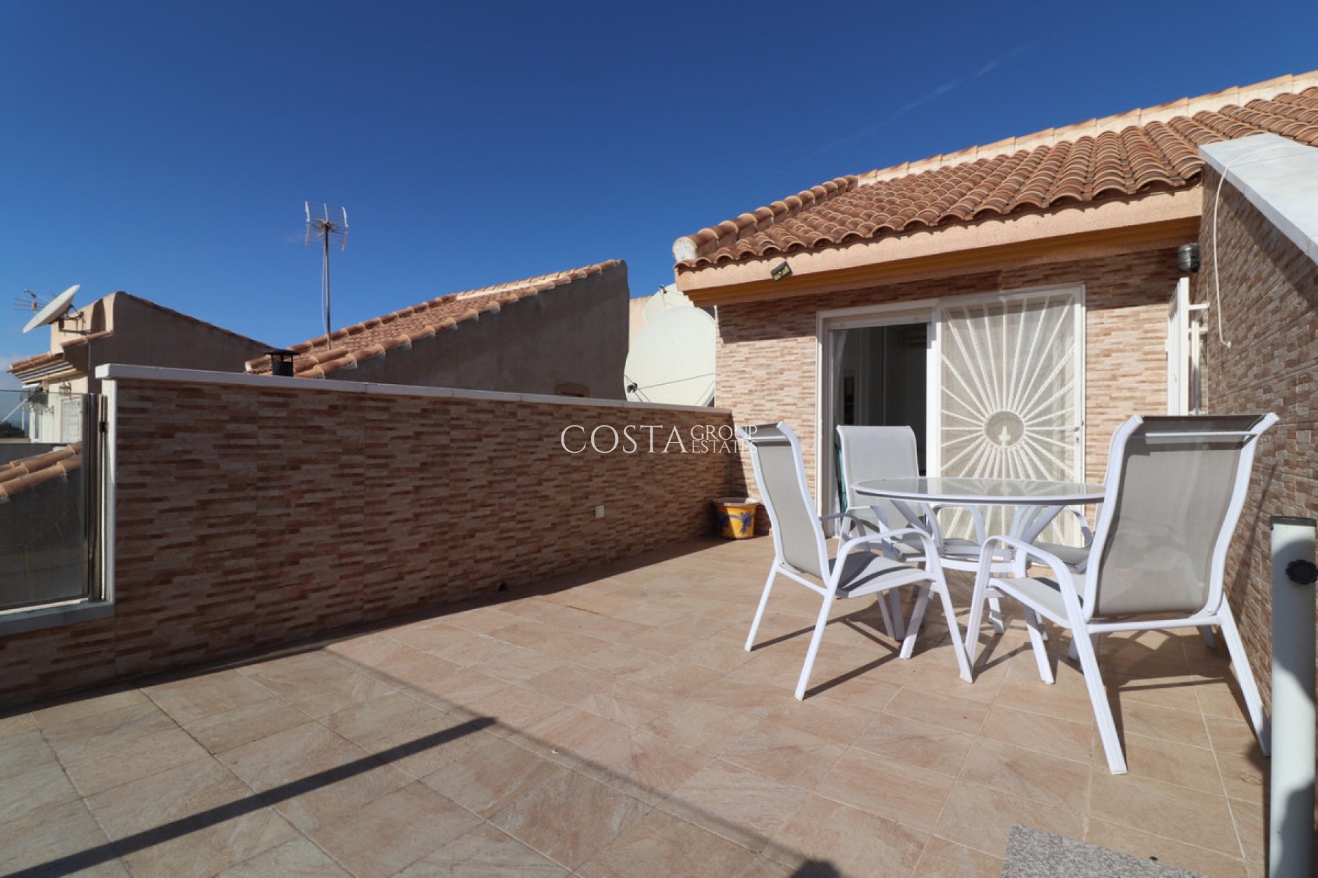 Resale - Villa -
Rojales - Ciudad Quesada