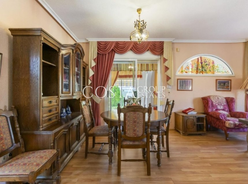 Resale - Villa -
Rojales - Ciudad Quesada