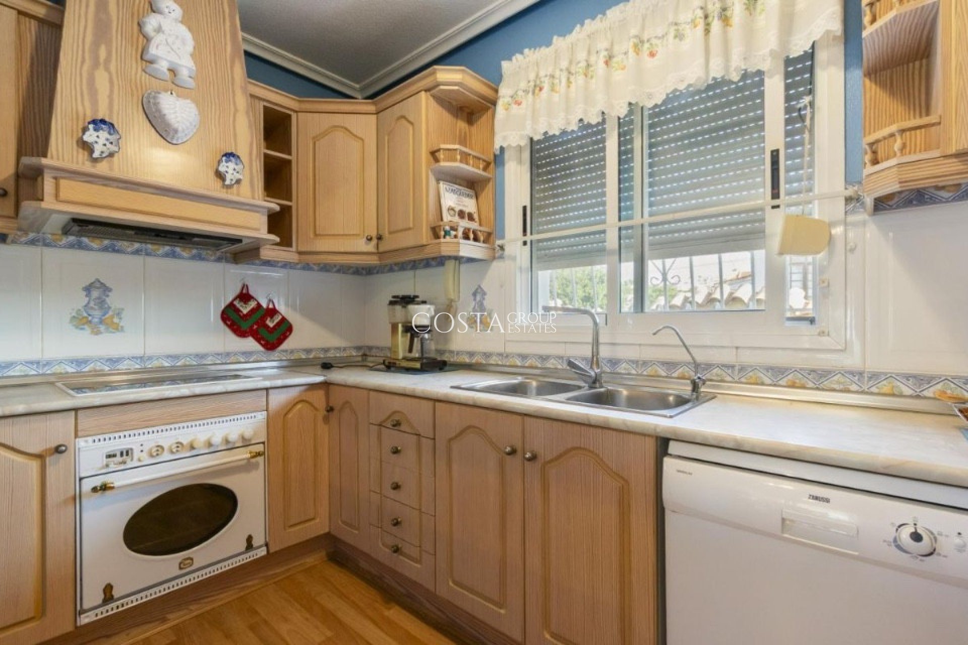 Resale - Villa -
Rojales - Ciudad Quesada