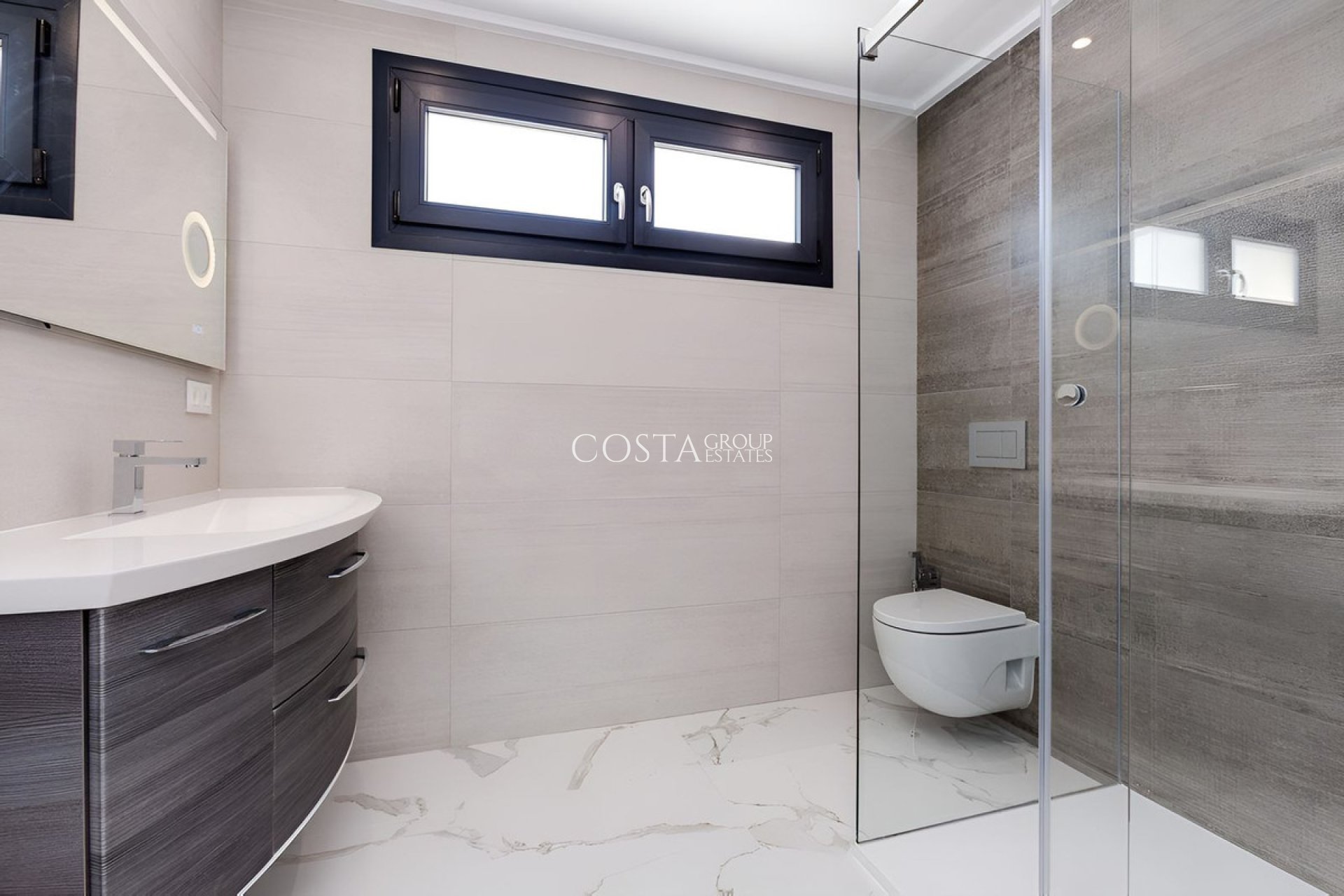 Resale - Villa -
Rojales - Ciudad Quesada