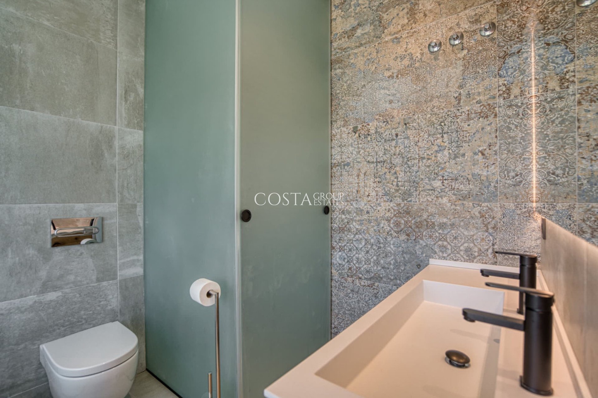 Resale - Villa -
Rojales - Ciudad Quesada