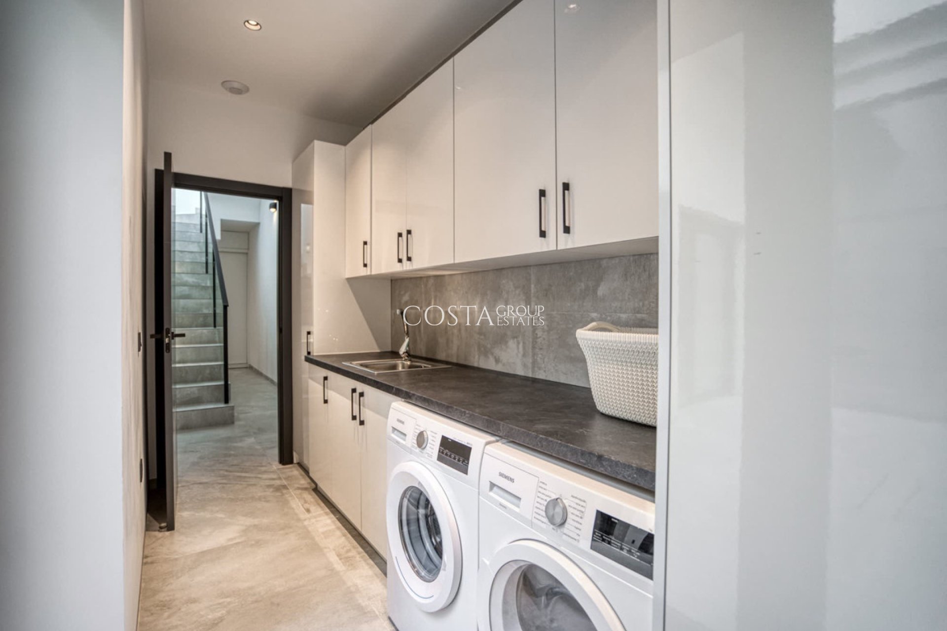 Resale - Villa -
Rojales - Ciudad Quesada