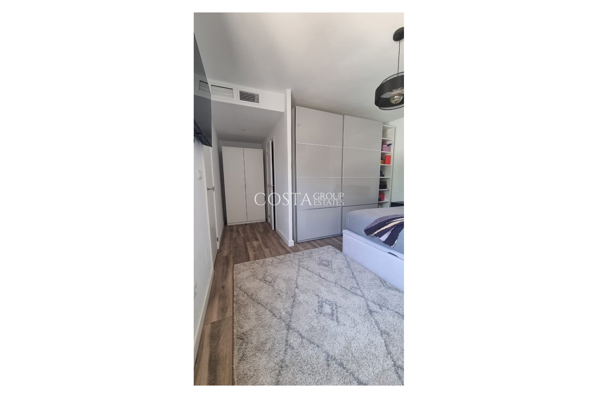 Resale - Villa -
Rojales - Ciudad Quesada