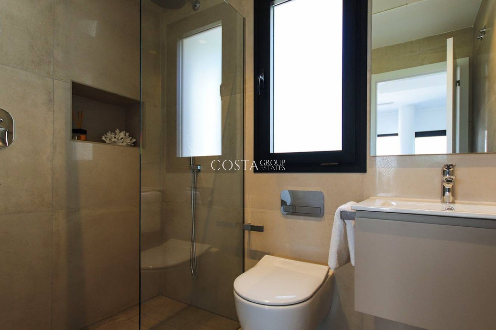 Resale - Villa -
Rojales - Ciudad Quesada