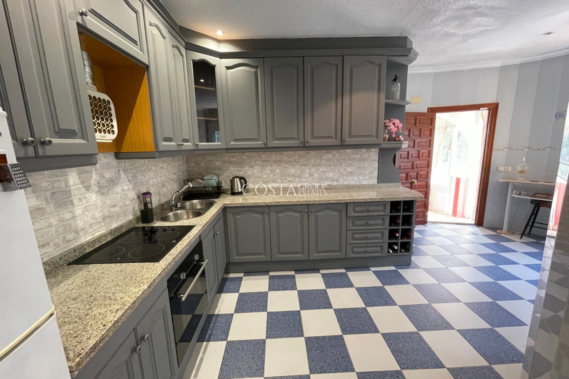 Resale - Villa -
Rojales - Ciudad Quesada