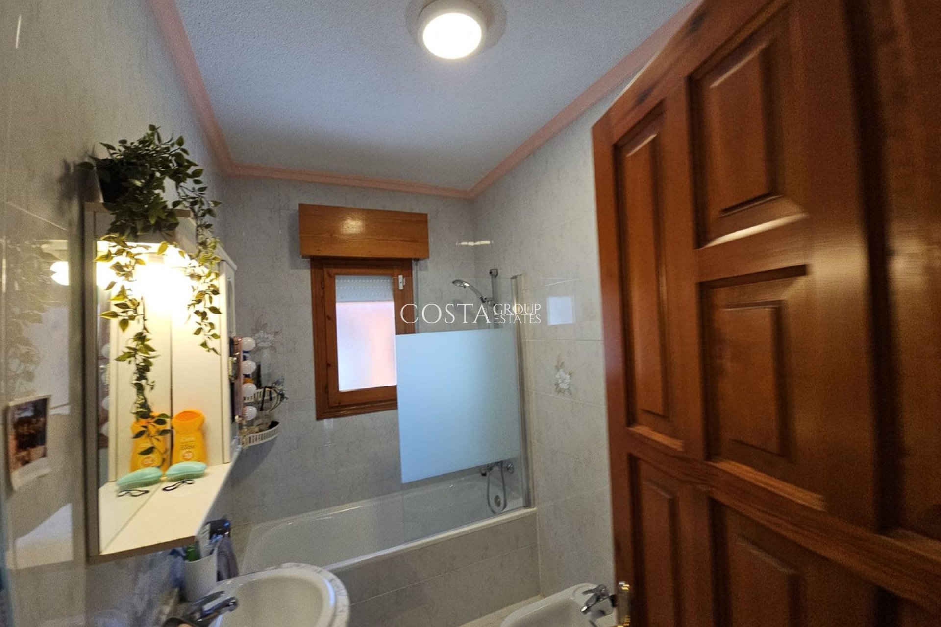 Resale - Villa -
Rojales - Quesada