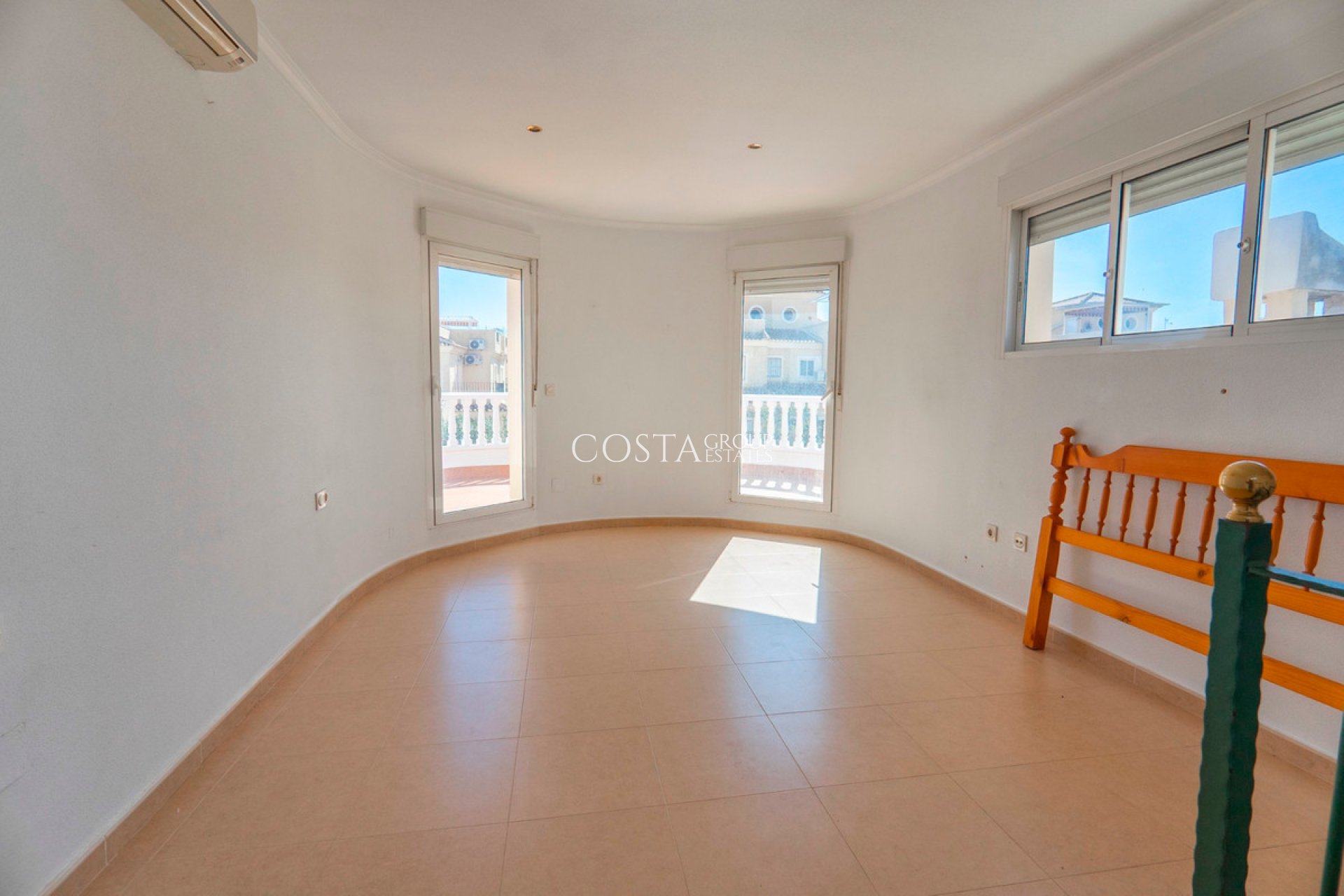 Resale - Villa -
Rojales - Rojales Centro