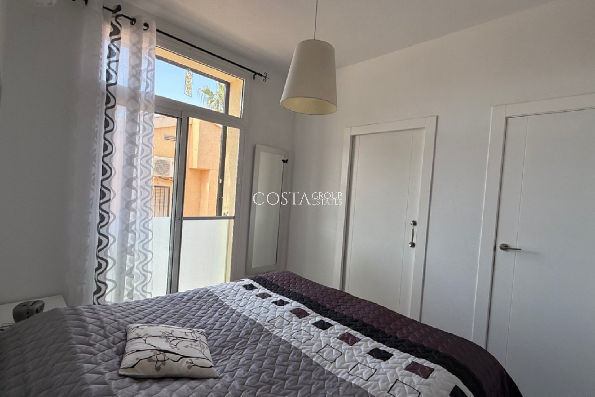 Resale - Villa -
Rojales - Rojales Centro