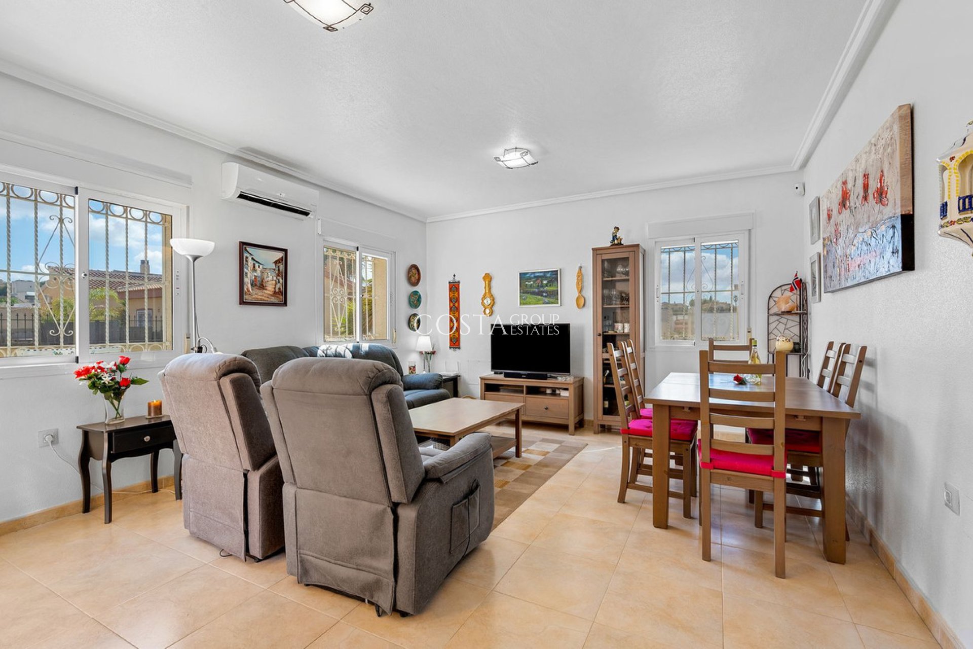 Resale - Villa -
Rojales - Rojales Centro