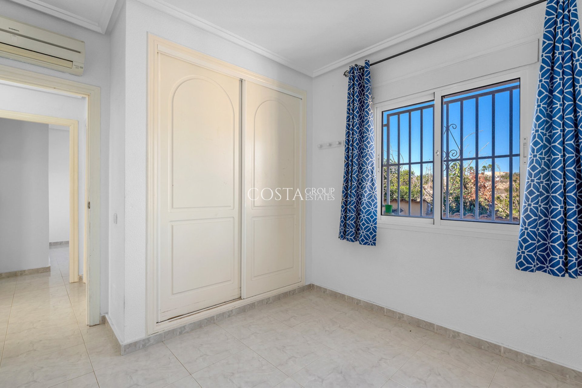 Resale - Villa -
Rojales - Rojales Centro