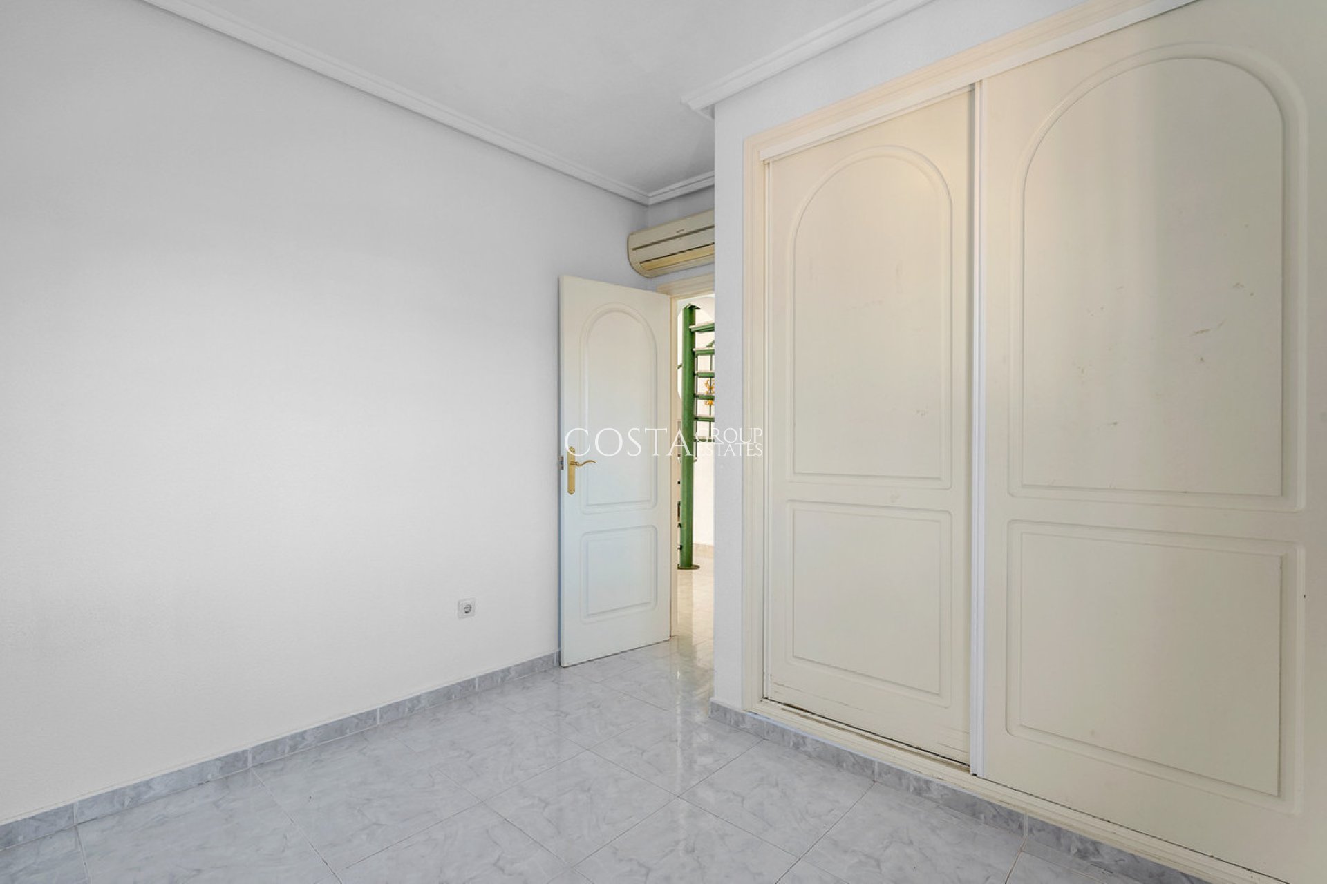 Resale - Villa -
Rojales - Rojales Centro