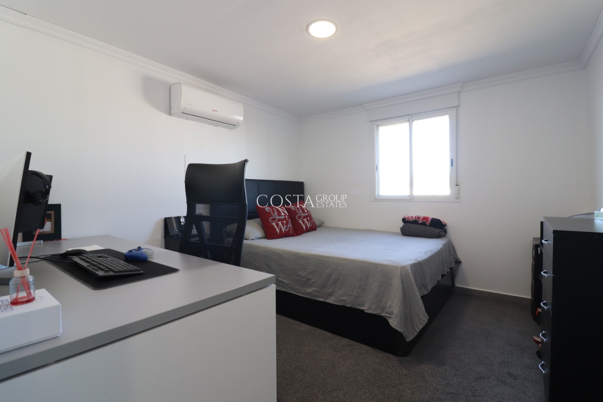 Resale - Villa -
Rojales - Rojales - Country