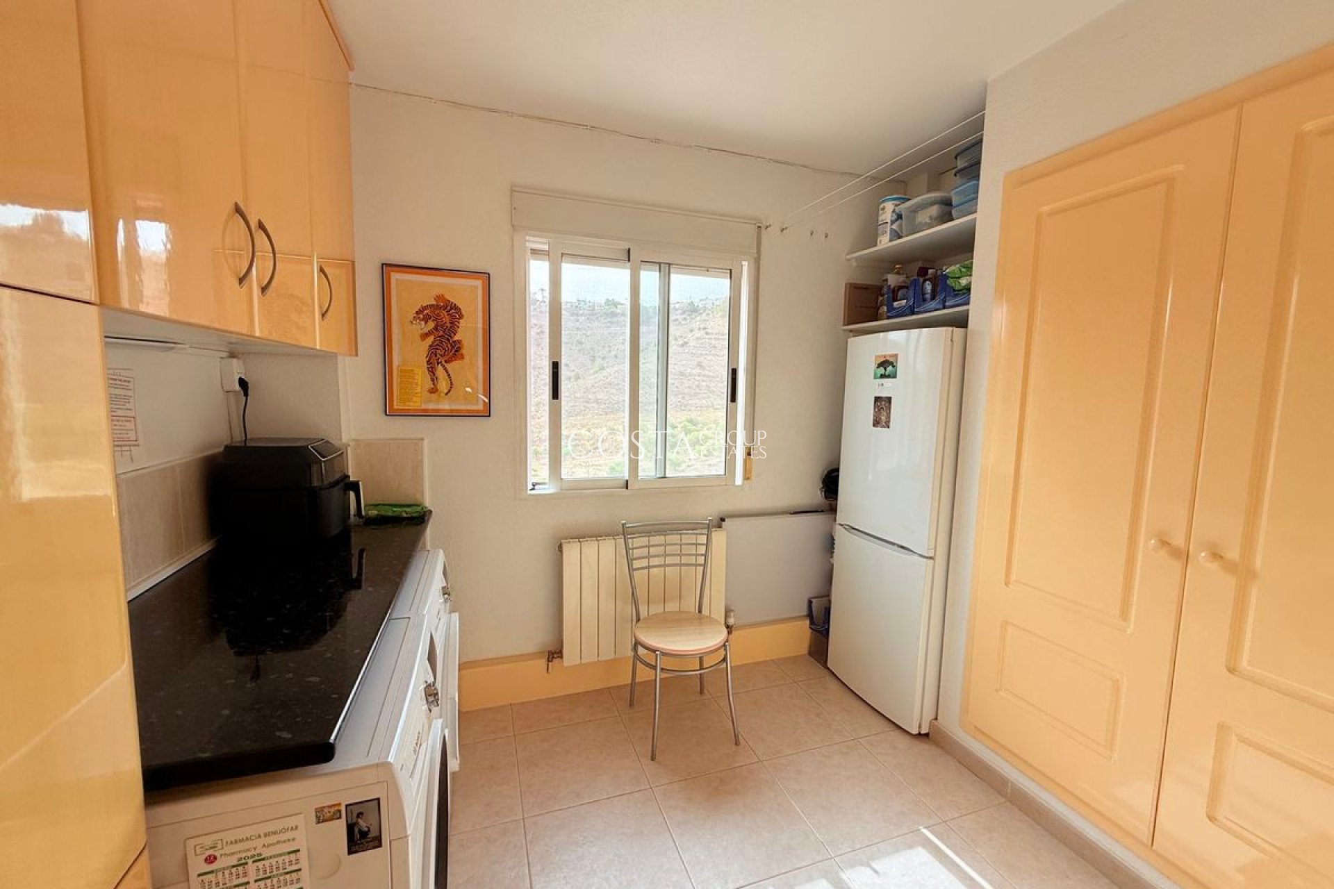 Resale - Villa -
Rojales