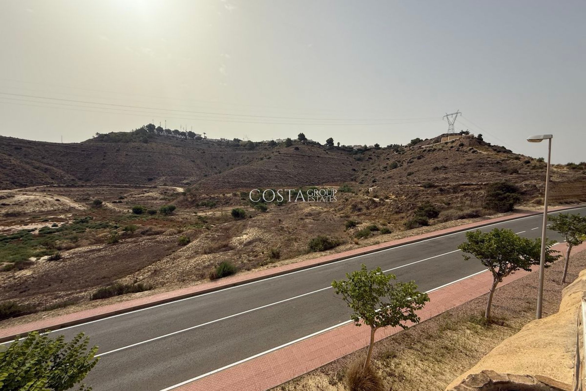 Resale - Villa -
Rojales