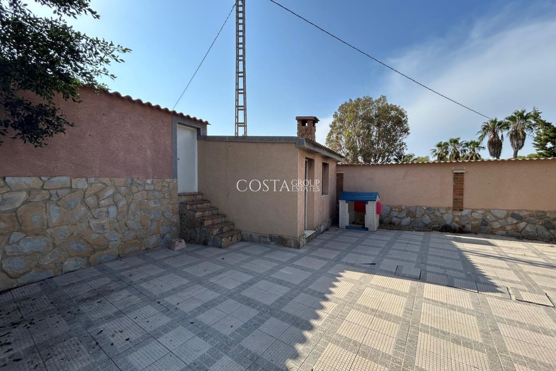 Resale - Villa -
San Fulgencio - La Marina