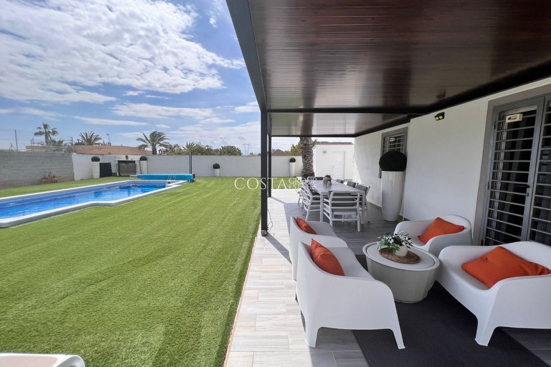Resale - Villa -
San Fulgencio - La Marina