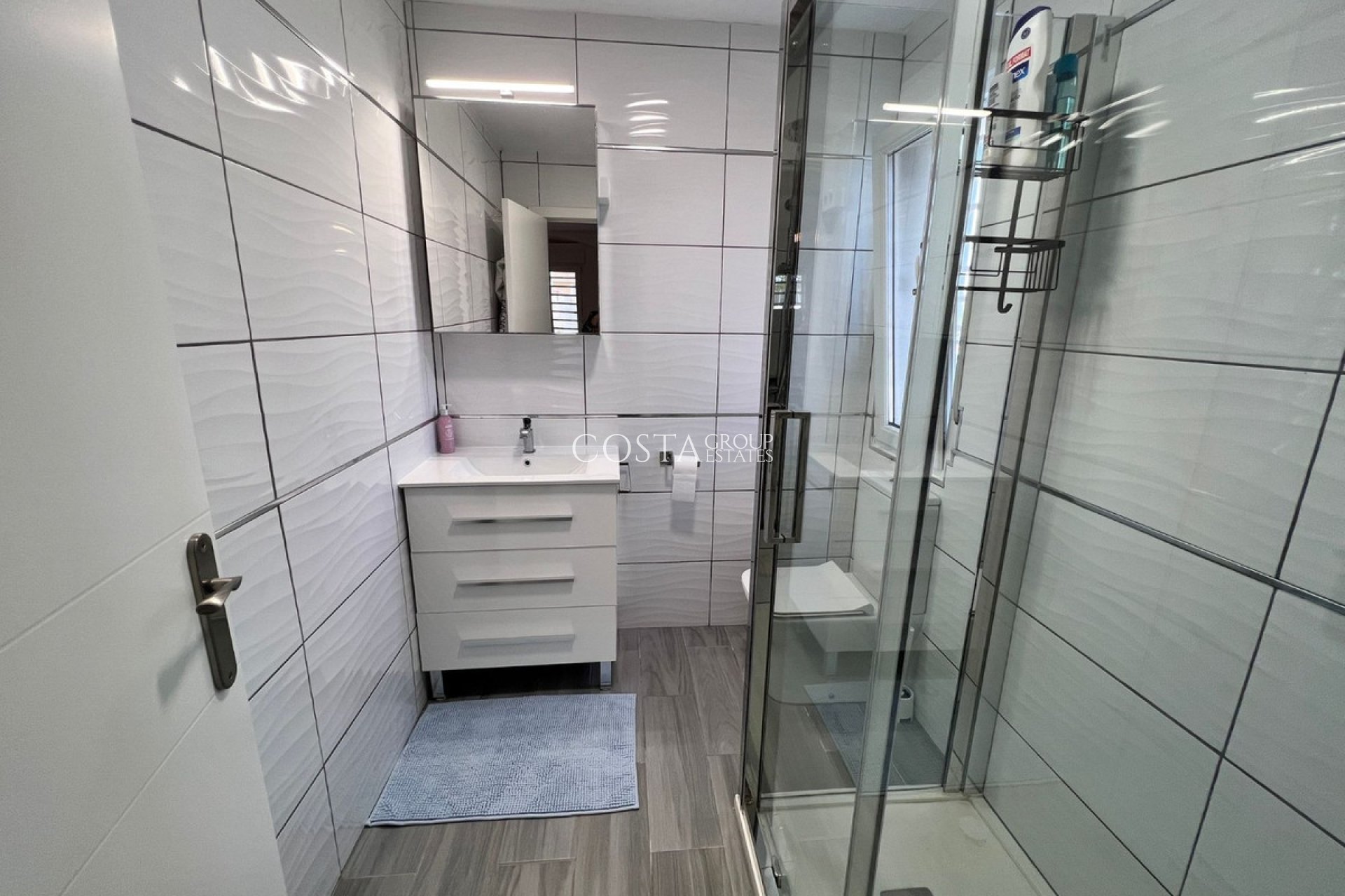 Resale - Villa -
San Fulgencio - La Marina