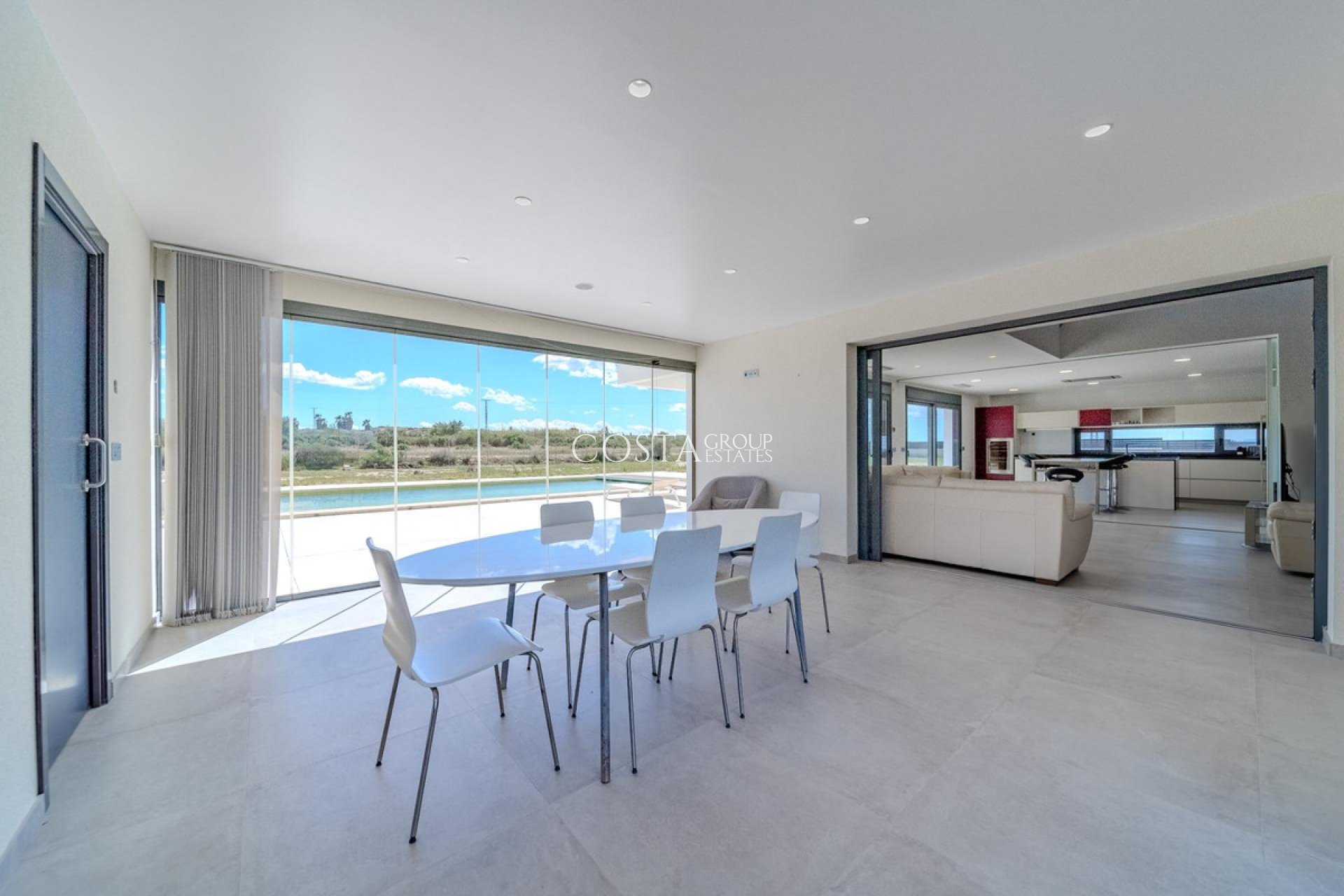 Resale - Villa -
San Fulgencio - La Marina