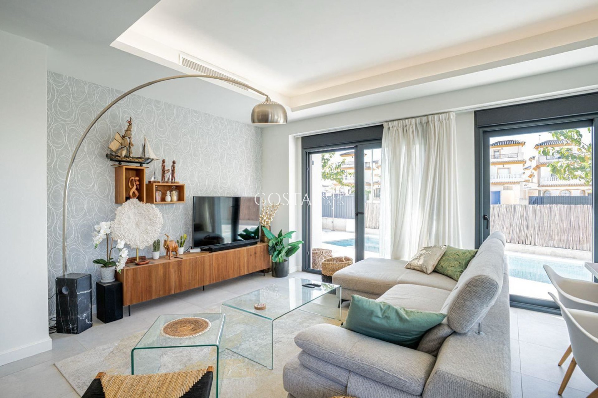 Resale - Villa -
San Fulgencio - La Marina