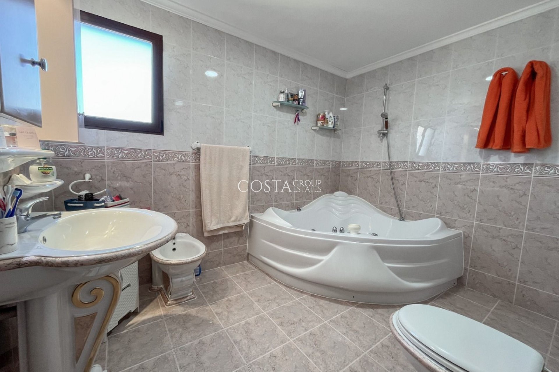 Resale - Villa -
San Fulgencio - La Marina