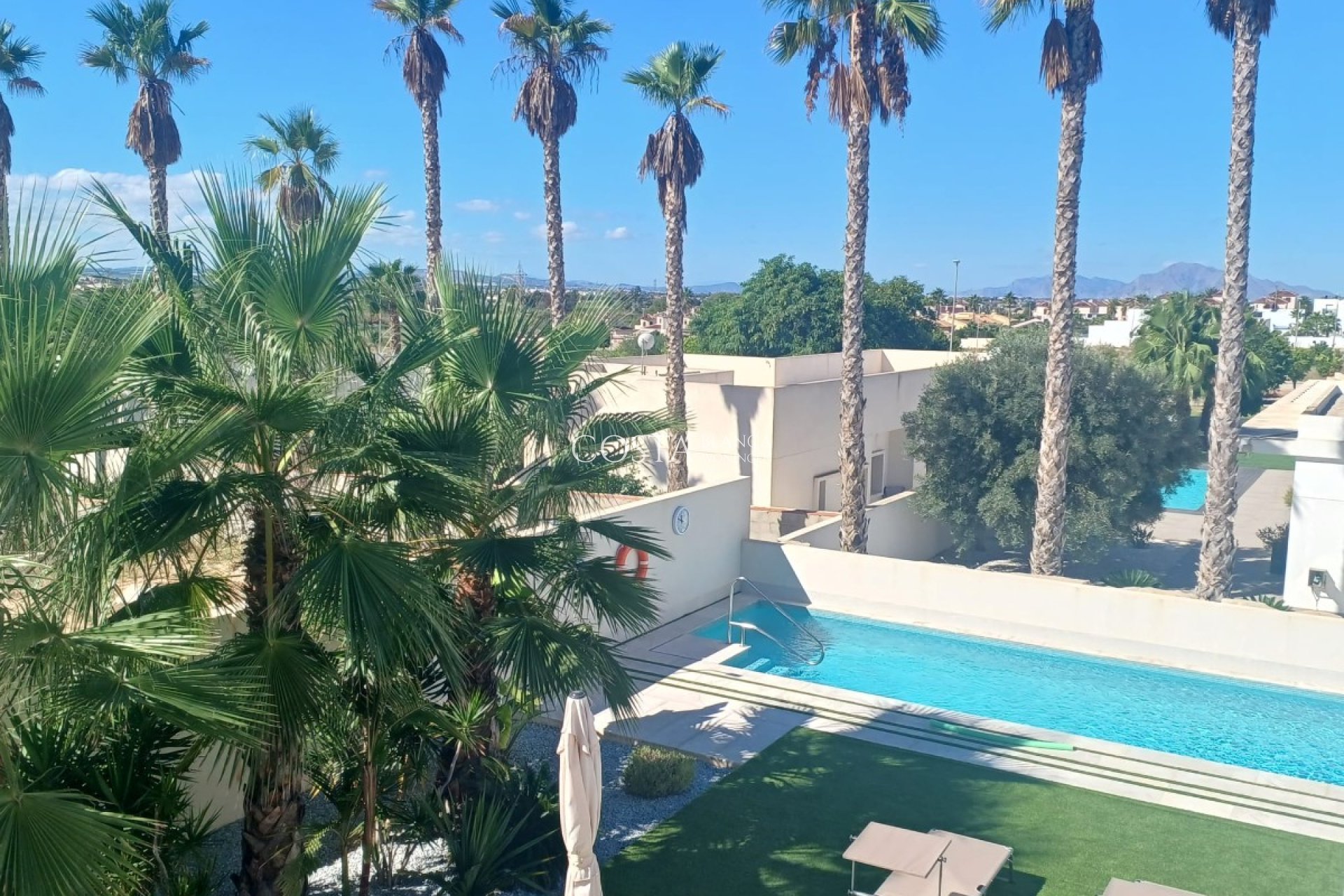 Resale - Villa -
San Fulgencio - La Marina