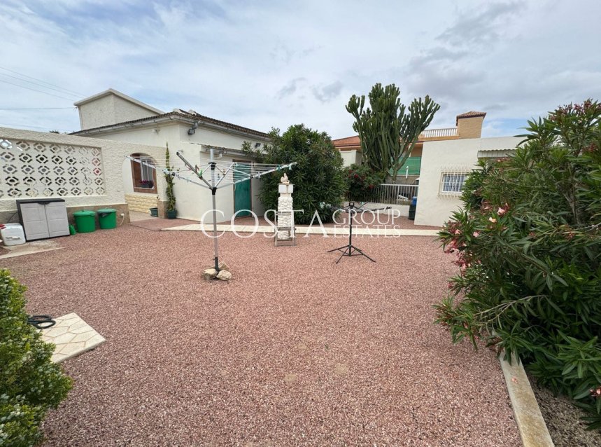 Resale - Villa -
San Fulgencio - La Marina
