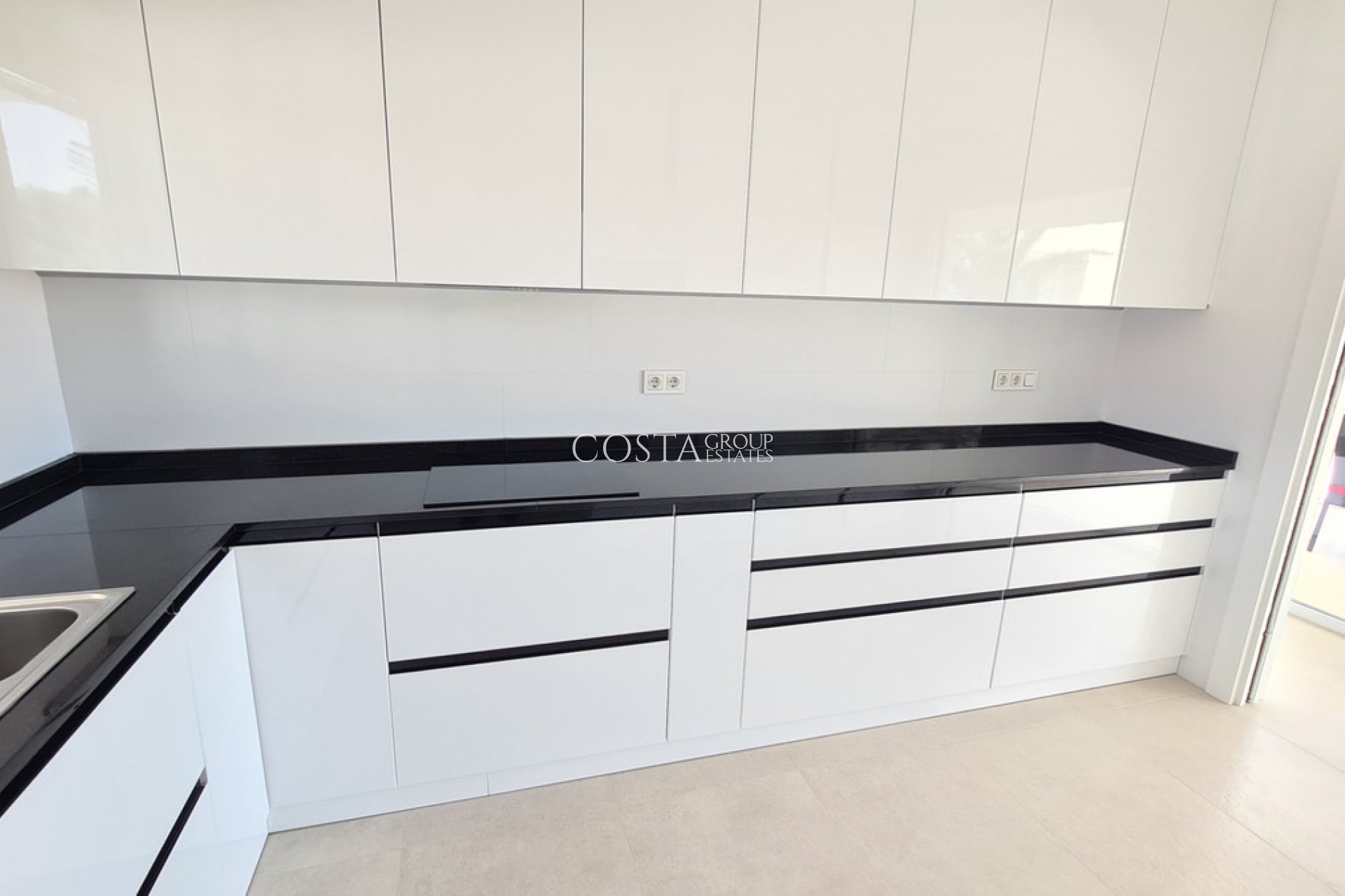 Resale - Villa -
San Fulgencio - La Marina