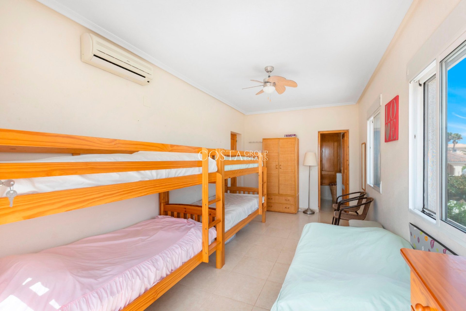 Resale - Villa -
San Fulgencio - San Fulgencio Centro