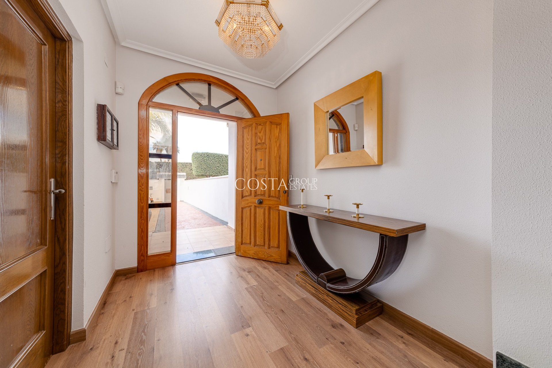 Resale - Villa -
San Javier