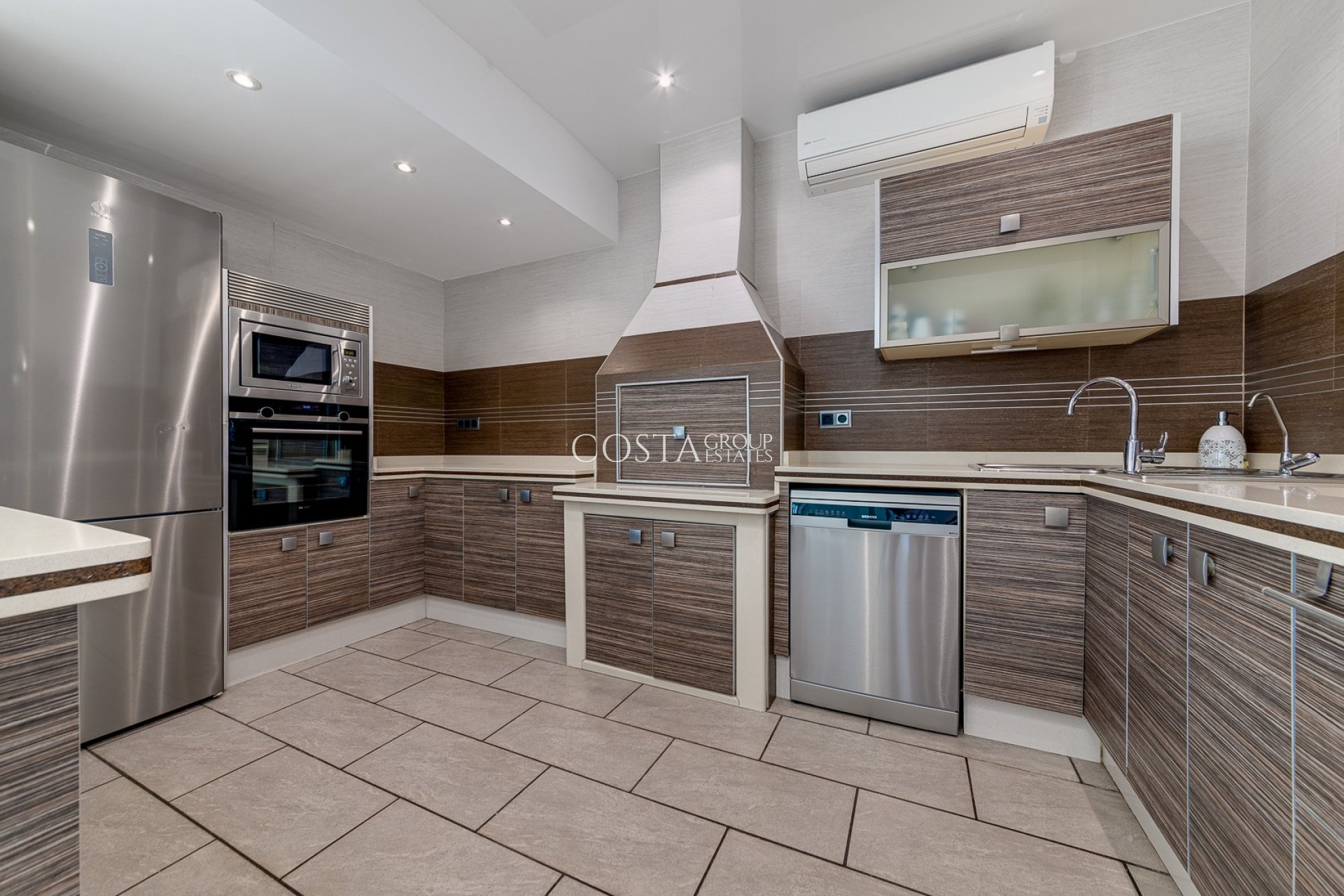 Resale - Villa -
San Javier