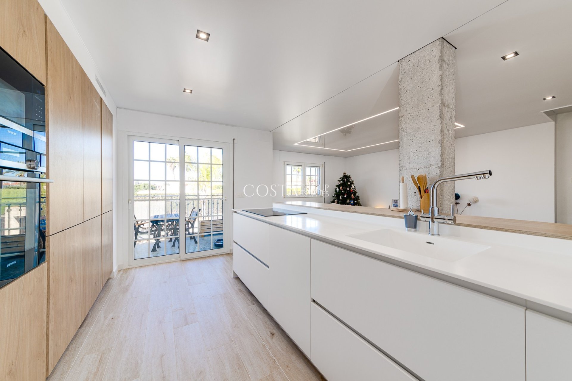 Resale - Villa -
San Javier